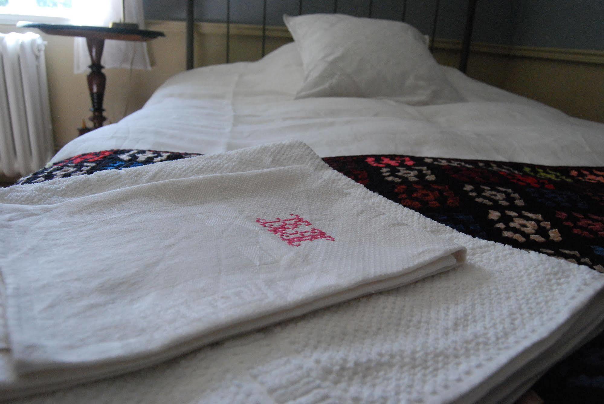 Nästegården Bed&Breakfast Sätuna Eksteriør billede
